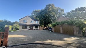 Photo 28- click for photo gallery